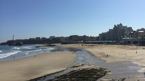 spot de surf de la grande plage à biarritz